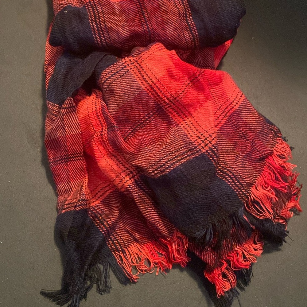 Women’s Plaid Gap Scarf